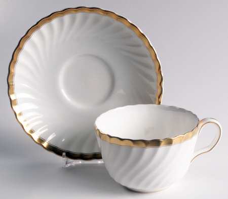 Granada Flat Cup & Saucer Set