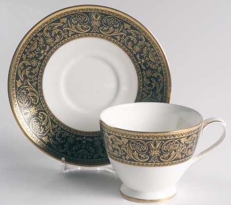 Grandee Footed Cup & Saucer Set