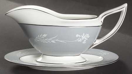 Grey Cameo Gravy Boat & Underplate