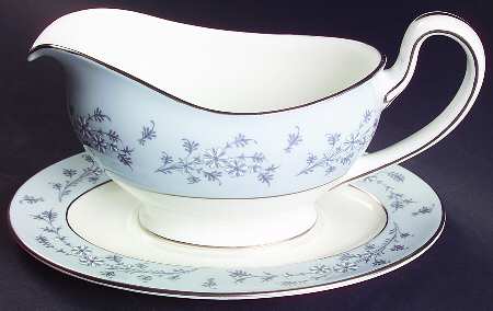 Grey Mist Gravy Boat & Underplate