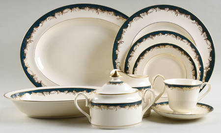 Grosvenor 45 Piece Starter Set