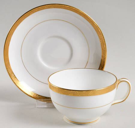H1886 Footed Cup & Saucer Set