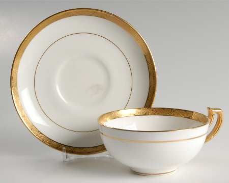 H1886 Flat Cup & Saucer Set