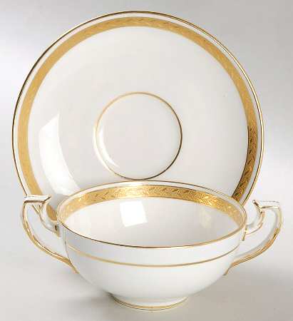 H1916 Footed Bouillon Cup & Saucer