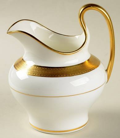 H1935 Creamer
