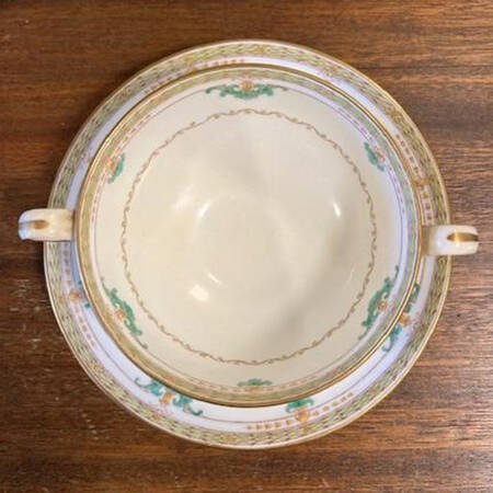 H2472 by Minton