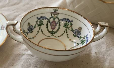 H2581 Flat Bouillon Cup