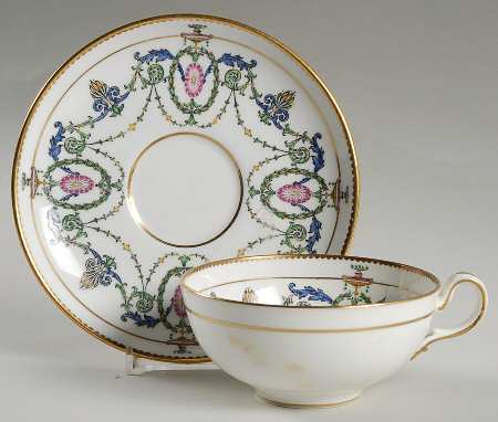 H2581 Flat Cup & Saucer Set