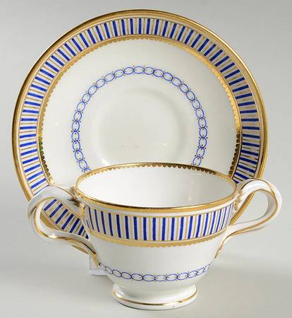 H3412 Footed Bouillon Cup & Saucer