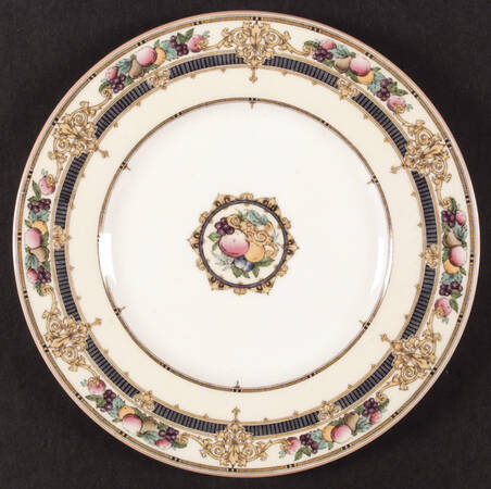 H3742 Dinner Plate