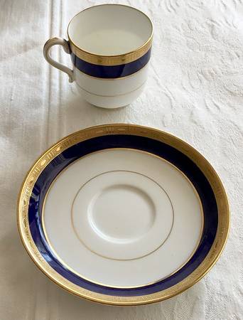 H4147 Flat Demitasse Cup & Saucer Set