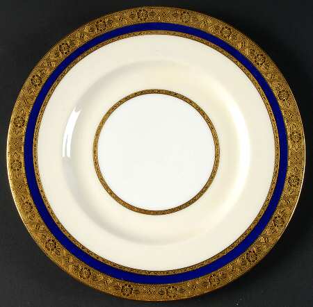 H4201 Luncheon Plate