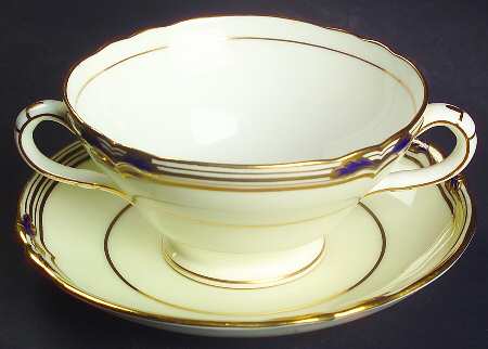 H4763 Footed Bouillon Cup & Saucer