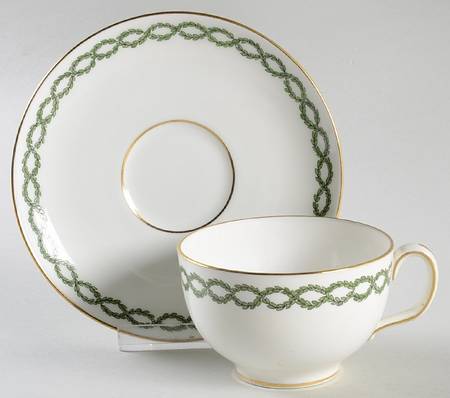 H551 Footed Cup & Saucer Set