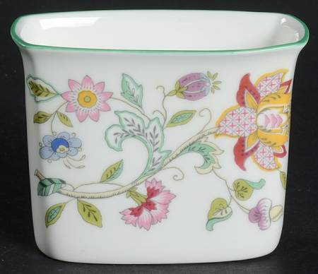 Haddon Hall Cigarette Holder