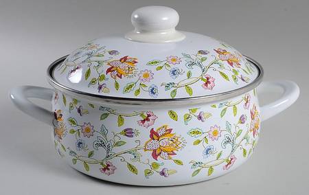 Haddon Hall 2.75 Qt Metal Covered Casserole