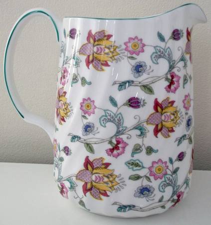 Haddon Hall 96 Oz Pitcher