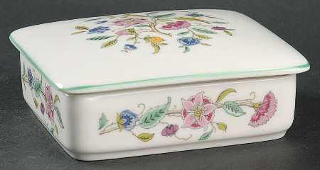 Haddon Hall Cigarette Box & Lid