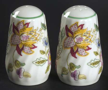 Haddon Hall Salt & Pepper Set