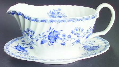 Hardwicke Hall Gravy Boat with Attached Underplate