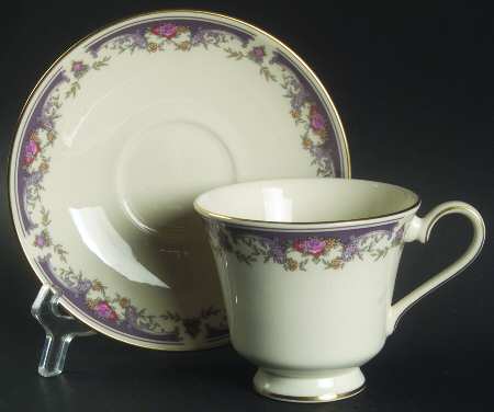 Hanbridge Footed Cup & Saucer Set