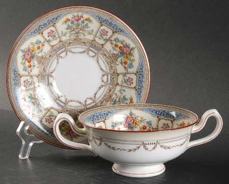 Hazelemere Footed Cream Soup Bowl & Saucer Set