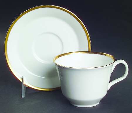Horizon Flat Cup & Saucer Set