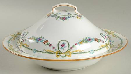 Ivanhoe Muffin Dish & Lid