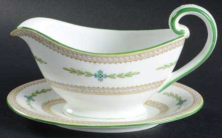 Kent Gravy Boat with Attached Underplate
