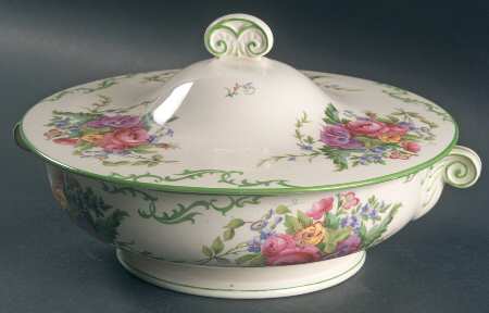 Kenilworth Round Covered Vegetable