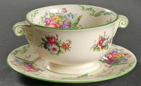 Kenilworth Gravy Boat with Attached Underplate