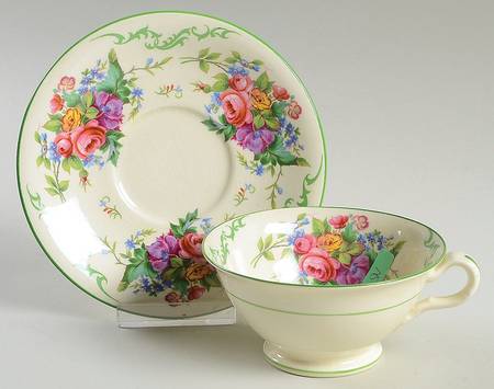Kenilworth Footed Cup & Saucer Set