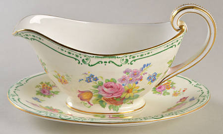 Lady Claire Gravy Boat & Underplate by Minton