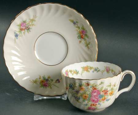 Lorraine (#S561, Cream Border) Flat Cup & Saucer Set