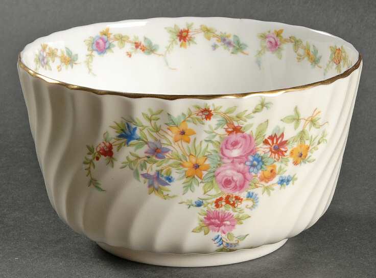 Lorraine (#S561, Cream Border) Cranberry Bowl