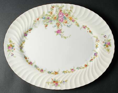 Lorraine (#S561, Cream Border) 15" Oval Serving Platter