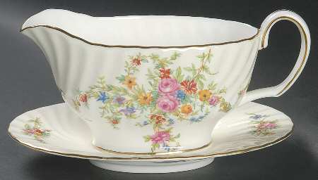 Lorraine (#S561, Cream Border) Gravy Boat with Attached Underplate