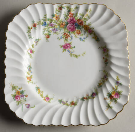 Lorraine (#S560, White Border) Square Luncheon Plate