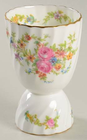 Lorraine (#S560, White Border) Double Egg Cup