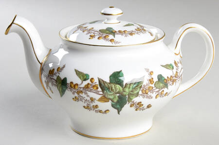 Lothian (Wreath Backstamp) Teapot & Lid