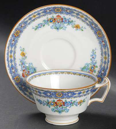 Luxor Footed Cup & Saucer Set