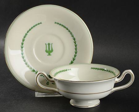 Lyre Green Footed Cream Soup Bowl & Saucer Set