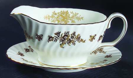 Marlow Gold Gravy Boat & Underplate