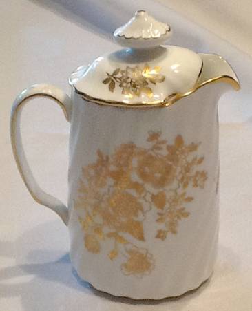Marlow Gold Large Syrup with Lid