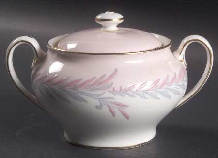 Malta Pink Sugar Bowl & Lid