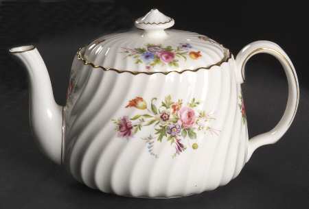 Marlow (Older, Globe Backstamp) Small Teapot & Lid