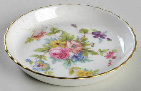Marlow (Newer, Wreath Backstamp) Small Ashtray