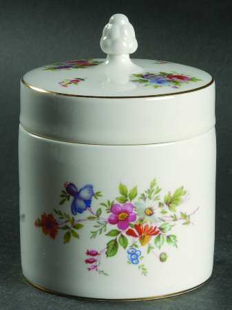 Marlow (Newer, Wreath Backstamp) Medium Candy Box