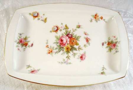 Marlow (Newer, Wreath Backstamp) 8" Rectangular Tray