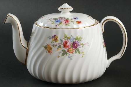 Marlow (Newer, Wreath Backstamp) Small Teapot & Lid